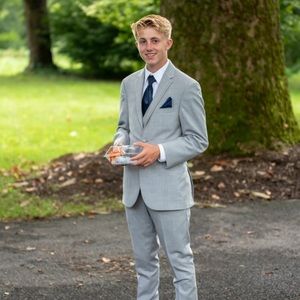 Meet your Posher, Darian